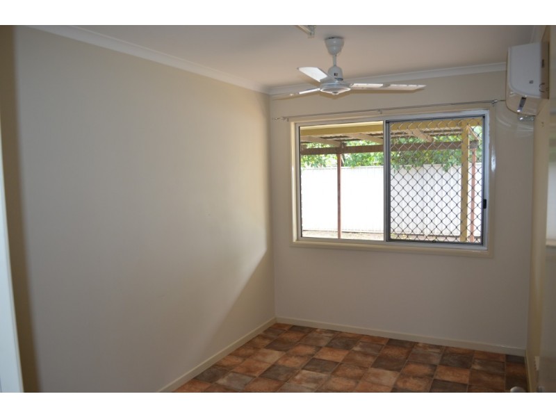 1 Wilby Place, Emerald QLD 4720