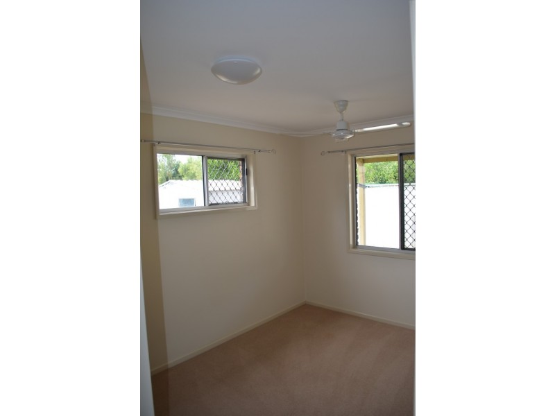 1 Wilby Place, Emerald QLD 4720