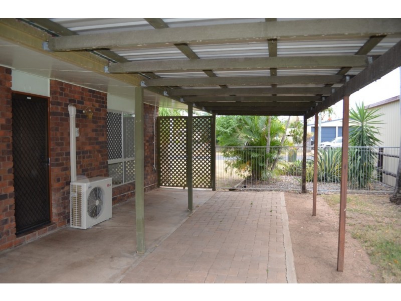 1 Wilby Place, Emerald QLD 4720