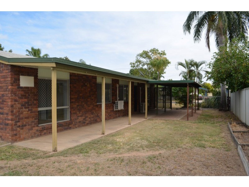1 Wilby Place, Emerald QLD 4720