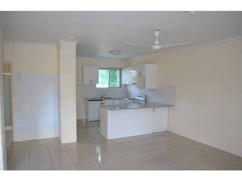 3/15 Baker Street, Emerald QLD 4720