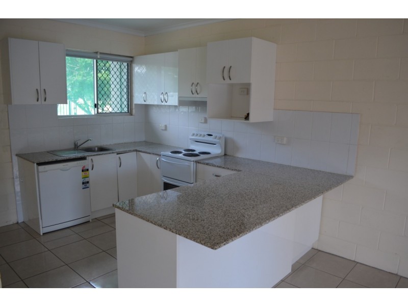 3/15 Baker Street, Emerald QLD 4720