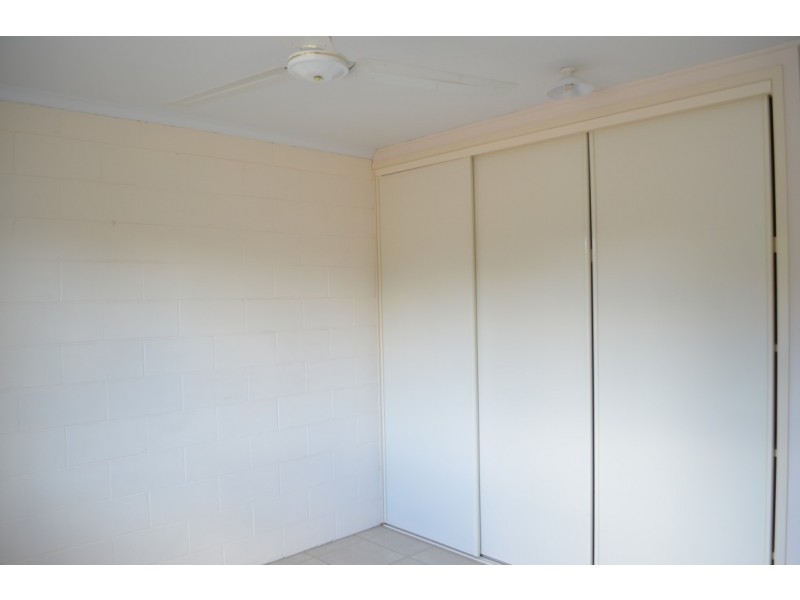 3/15 Baker Street, Emerald QLD 4720