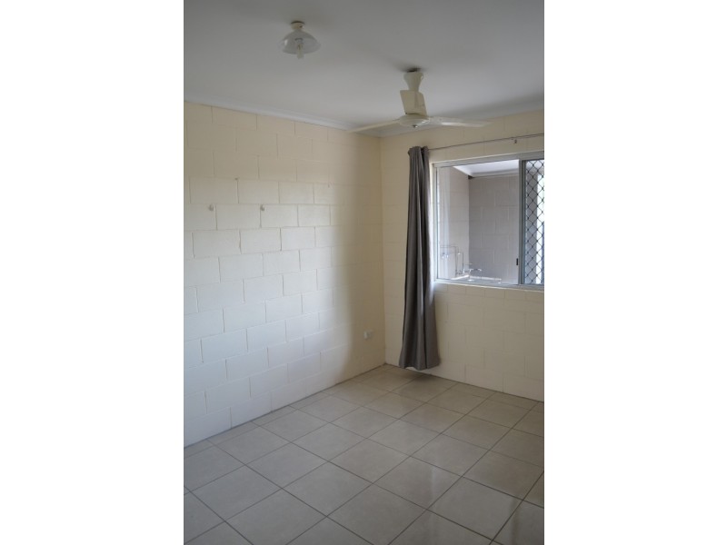 3/15 Baker Street, Emerald QLD 4720