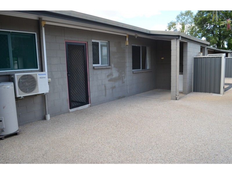 3/15 Baker Street, Emerald QLD 4720