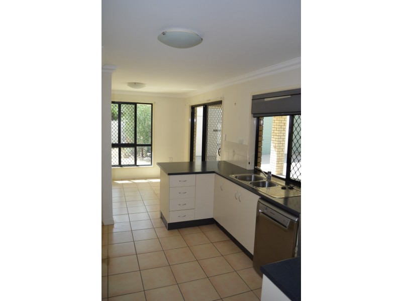24 Dodd Drive, Emerald QLD 4720
