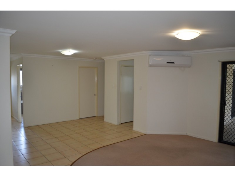 24 Dodd Drive, Emerald QLD 4720
