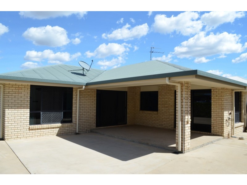 24 Dodd Drive, Emerald QLD 4720