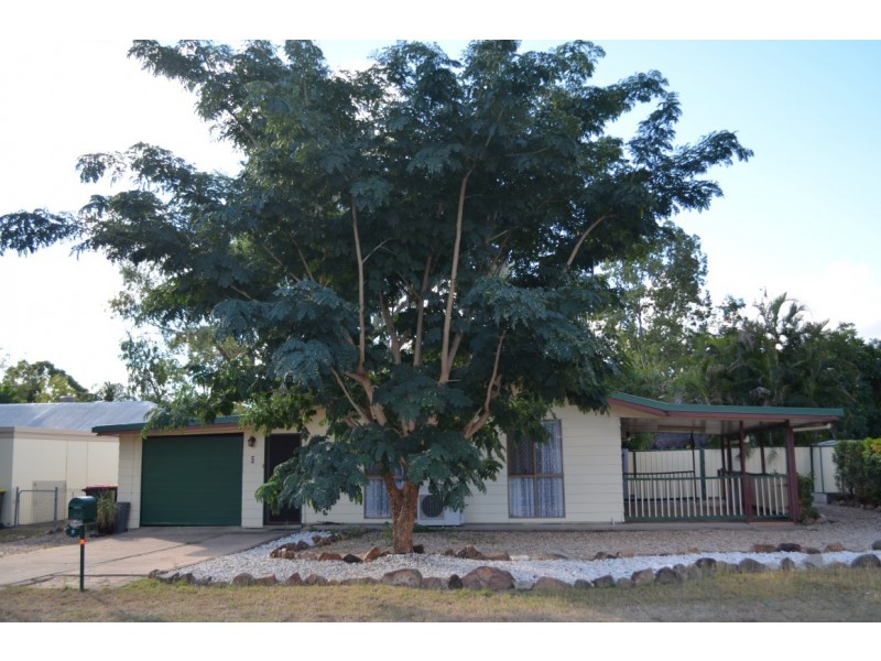 9 Suncross Place, Emerald QLD 4720