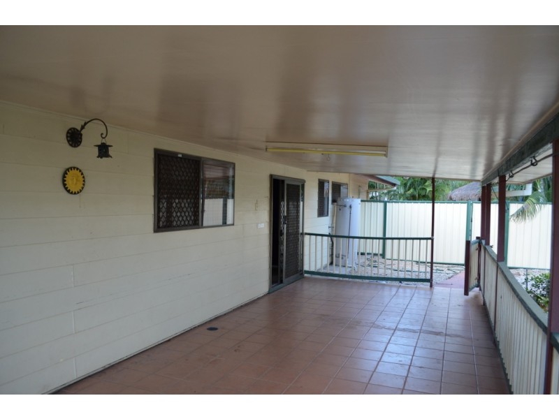 9 Suncross Place, Emerald QLD 4720