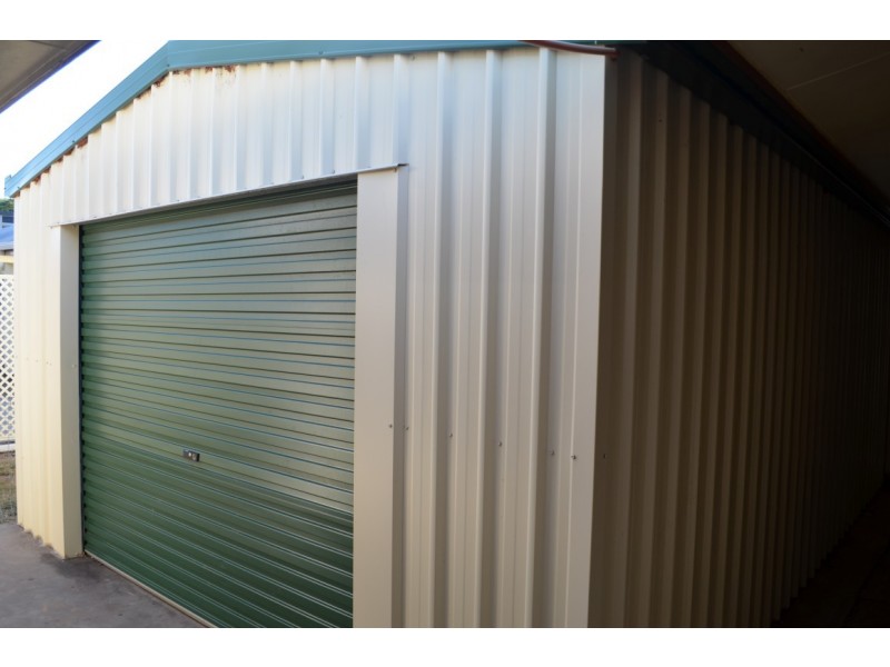 9 Suncross Place, Emerald QLD 4720