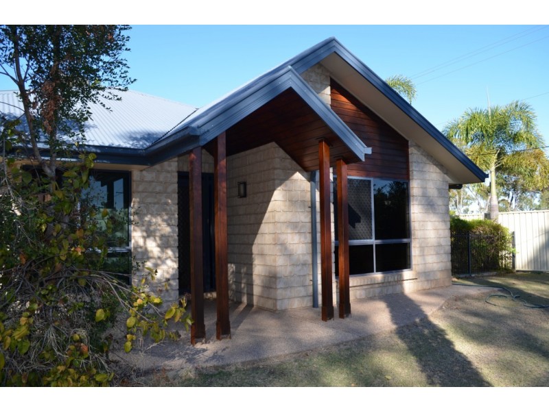 28 Park Avenue, Emerald QLD 4720