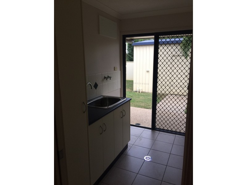28 Park Avenue, Emerald QLD 4720