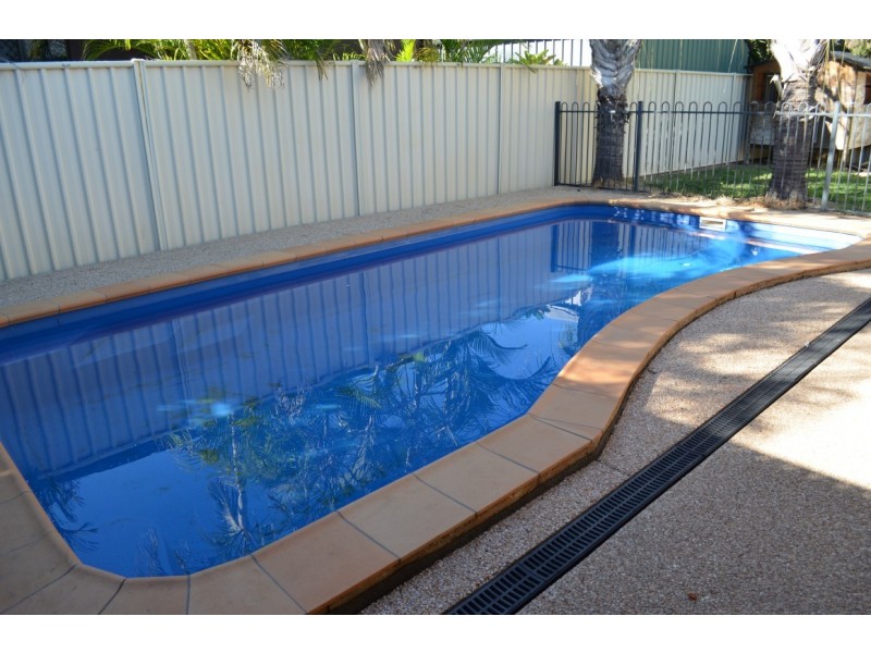 28 Park Avenue, Emerald QLD 4720