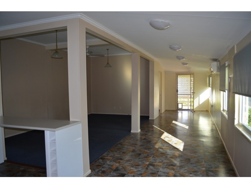 12 Little Street, Emerald QLD 4720