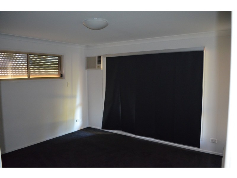 16 Akubra Drive, Emerald QLD 4720