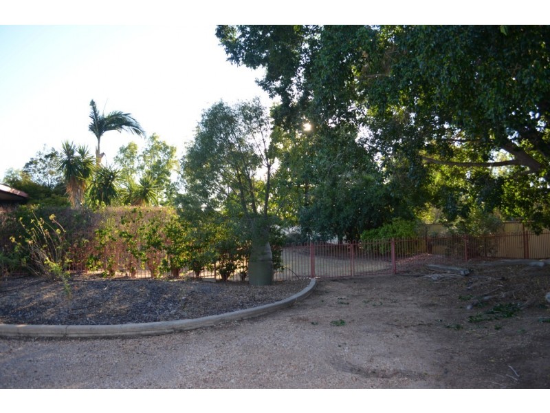 23 Akubra Drive, Emerald QLD 4720