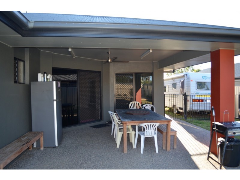 6 Brokenwood Street, Emerald QLD 4720