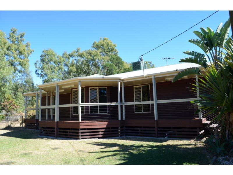 10 Clark Drive, Emerald QLD 4720