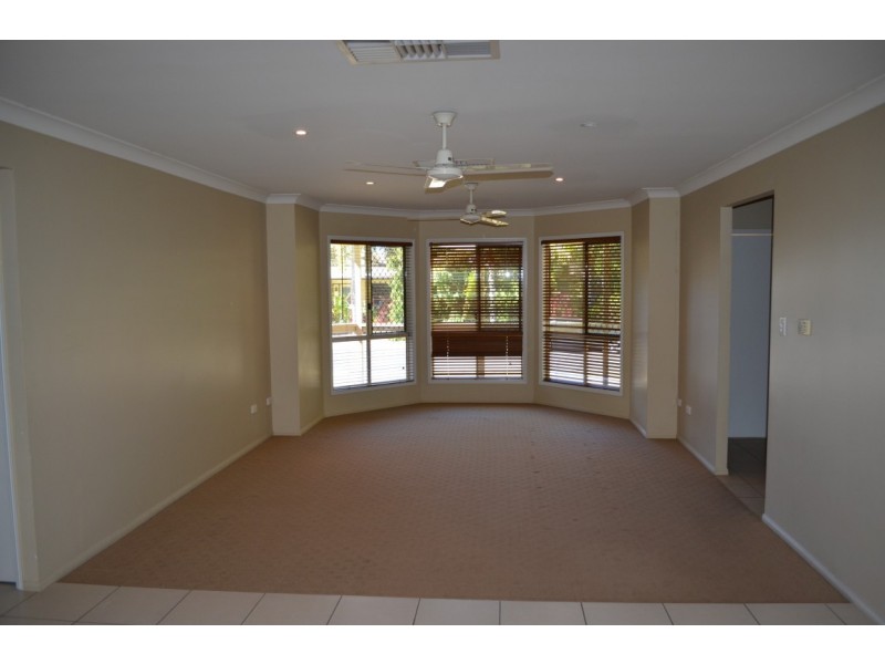 10 Clark Drive, Emerald QLD 4720