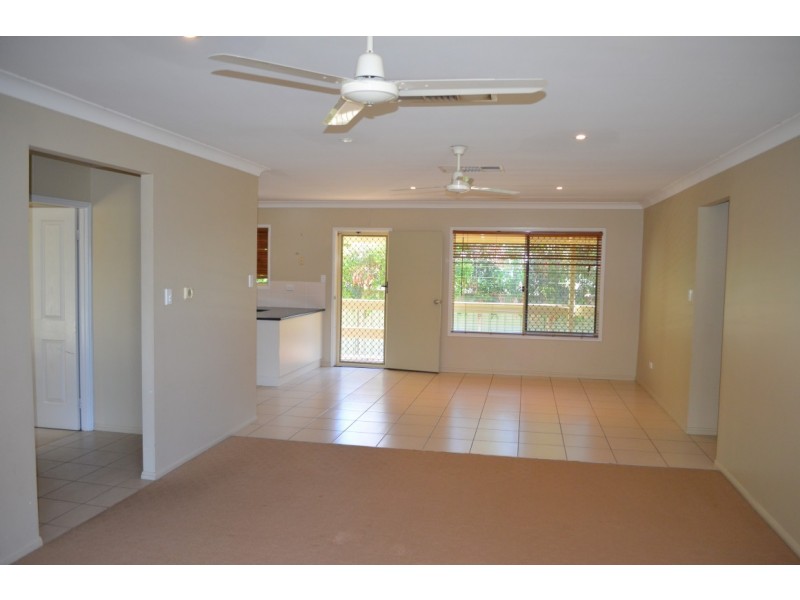 10 Clark Drive, Emerald QLD 4720