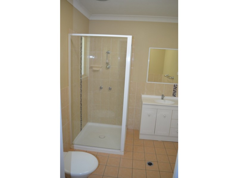10 Clark Drive, Emerald QLD 4720