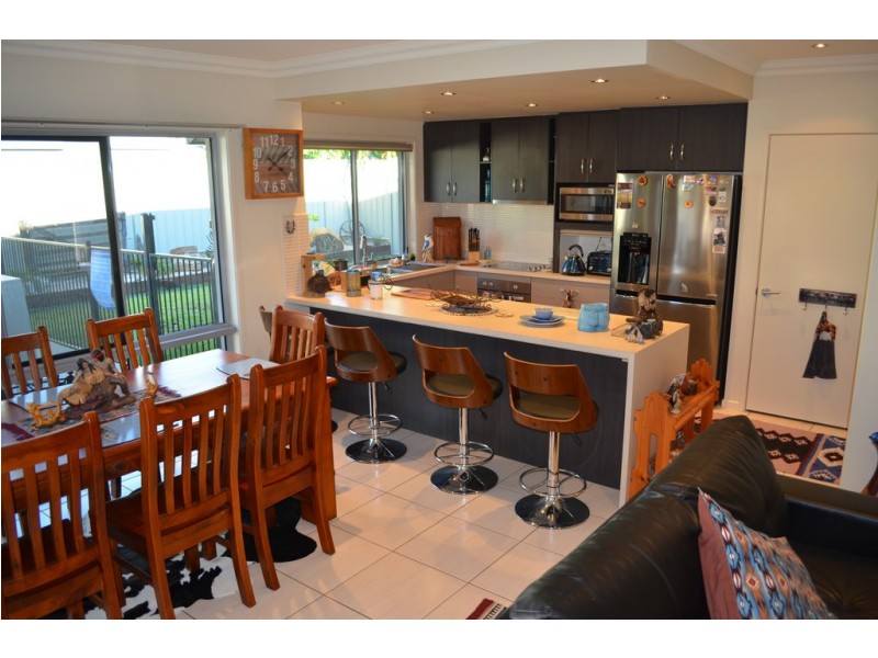 15 Saville Street, Emerald QLD 4720