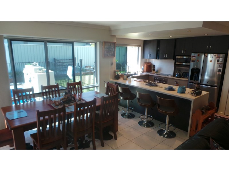 15 Saville Street, Emerald QLD 4720