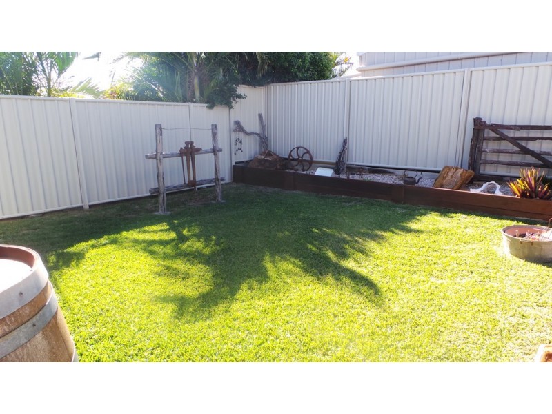 15 Saville Street, Emerald QLD 4720