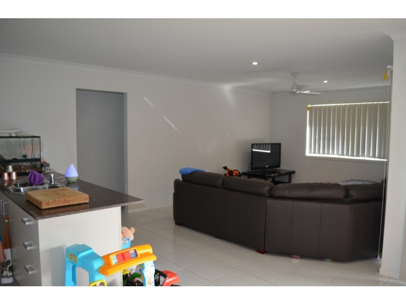 17 Jade Street, Emerald QLD 4720