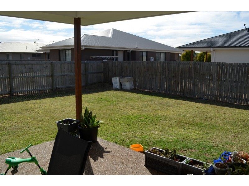 17 Jade Street, Emerald QLD 4720