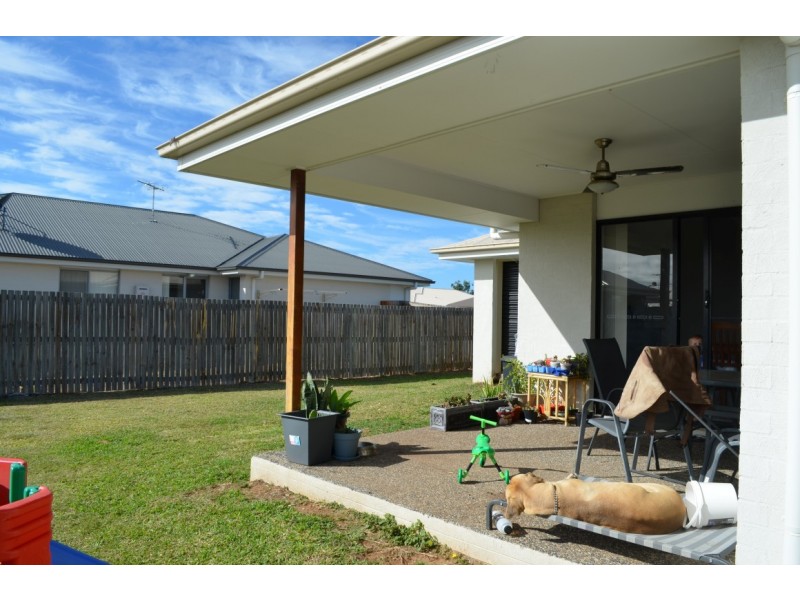 17 Jade Street, Emerald QLD 4720