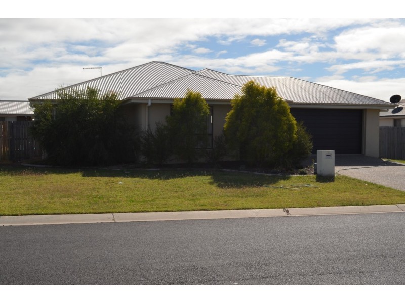17 Jade Street, Emerald QLD 4720