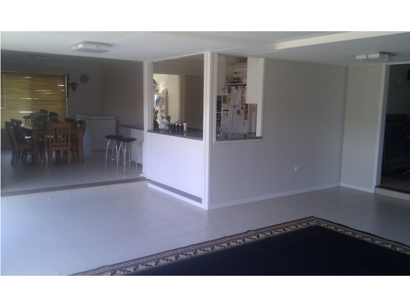 76 Braeside Road, Emerald QLD 4720