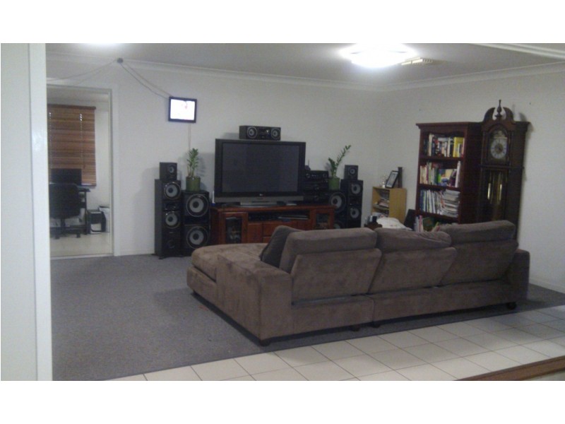 76 Braeside Road, Emerald QLD 4720