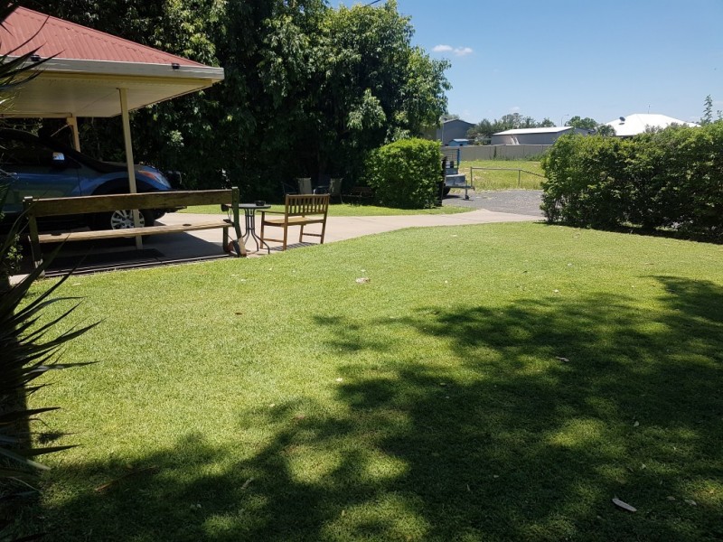 76 Braeside Road, Emerald QLD 4720