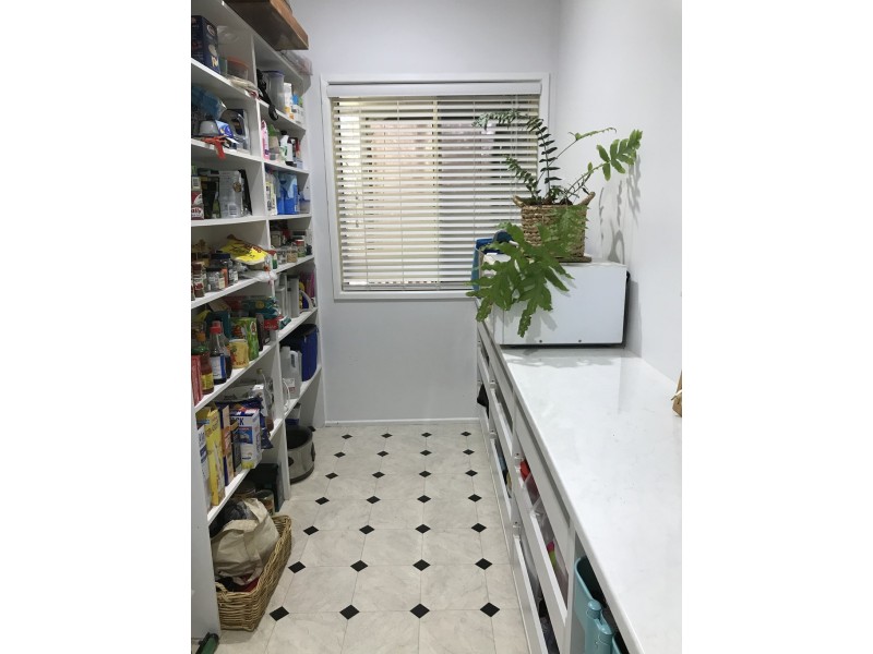 29 Quinn Street, Emerald QLD 4720