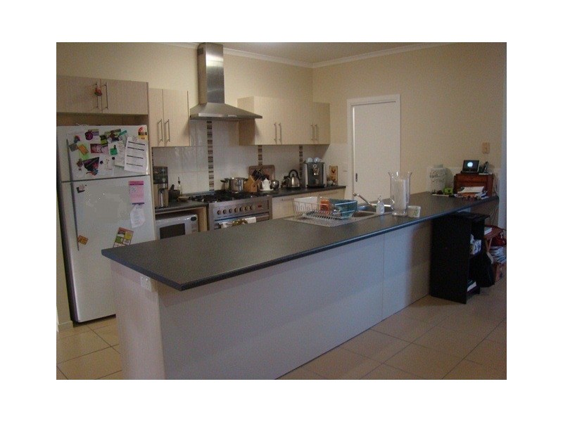 99 Gray Street, Emerald QLD 4720