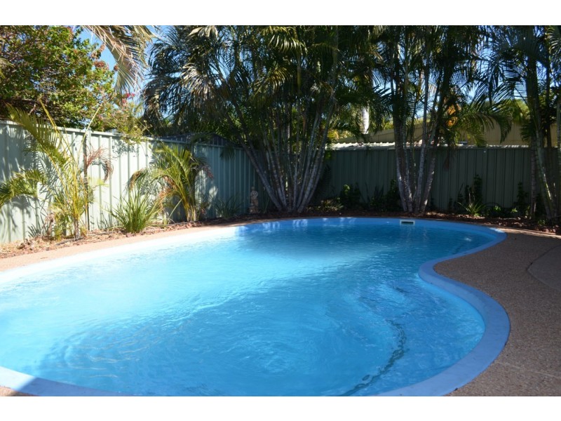 76 Park Avenue, Emerald QLD 4720