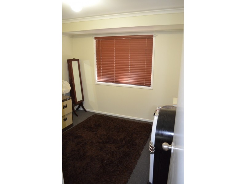 76 Park Avenue, Emerald QLD 4720