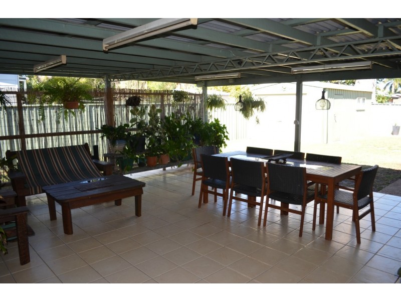 76 Park Avenue, Emerald QLD 4720
