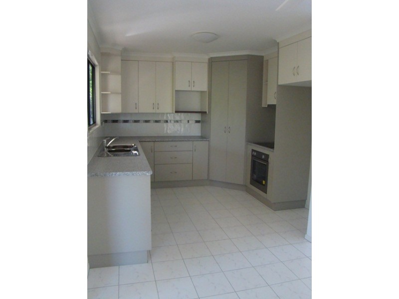 13B Suncross Place, Emerald QLD 4720