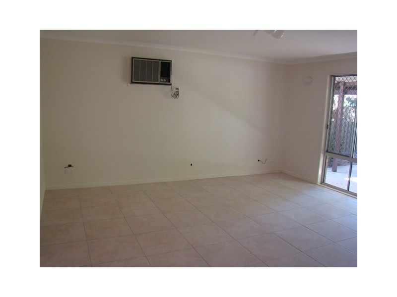 7 Wilby Place, Emerald QLD 4720