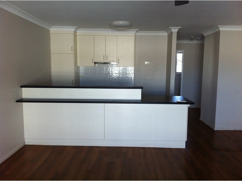 2/6 Burn Street, Capella QLD 4723
