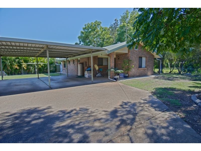 20 Eubar Place, Emerald QLD 4720