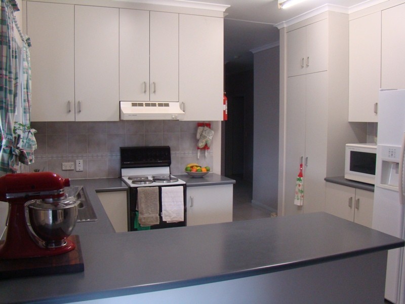 13 Barry Street, Emerald QLD 4720