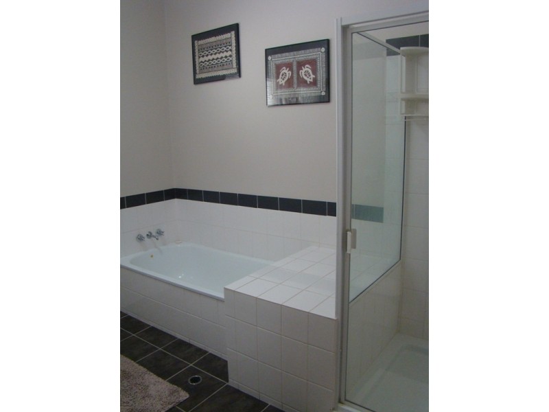 13 Barry Street, Emerald QLD 4720