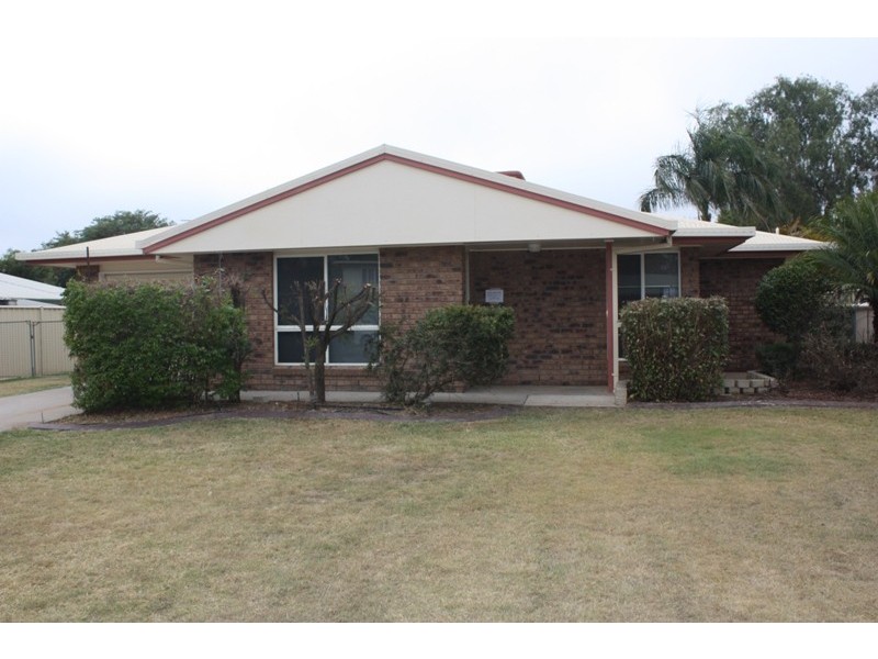 3 Louisa Court, Emerald QLD 4720