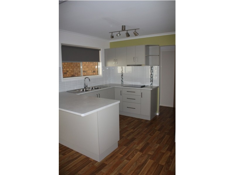 3 Louisa Court, Emerald QLD 4720