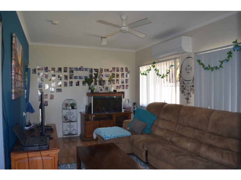 16 Garnet Street, Emerald QLD 4720